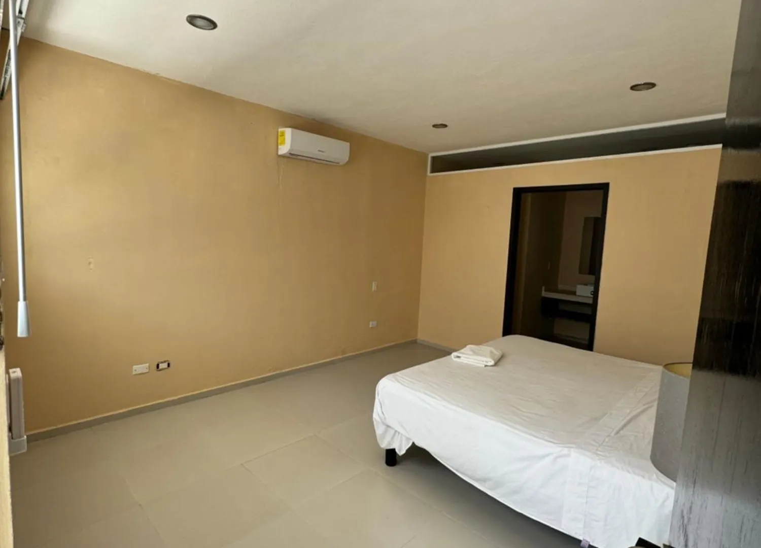Guest house Marea Hostel Playa del Carmen Mexico