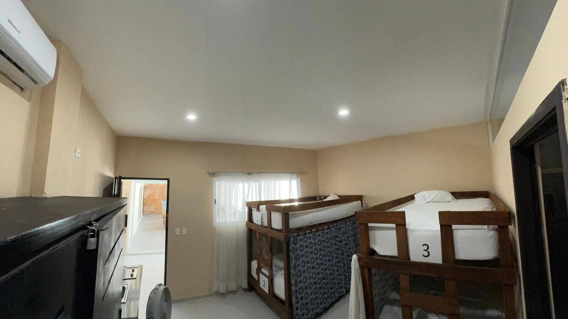 Guest house Marea Hostel Playa del Carmen