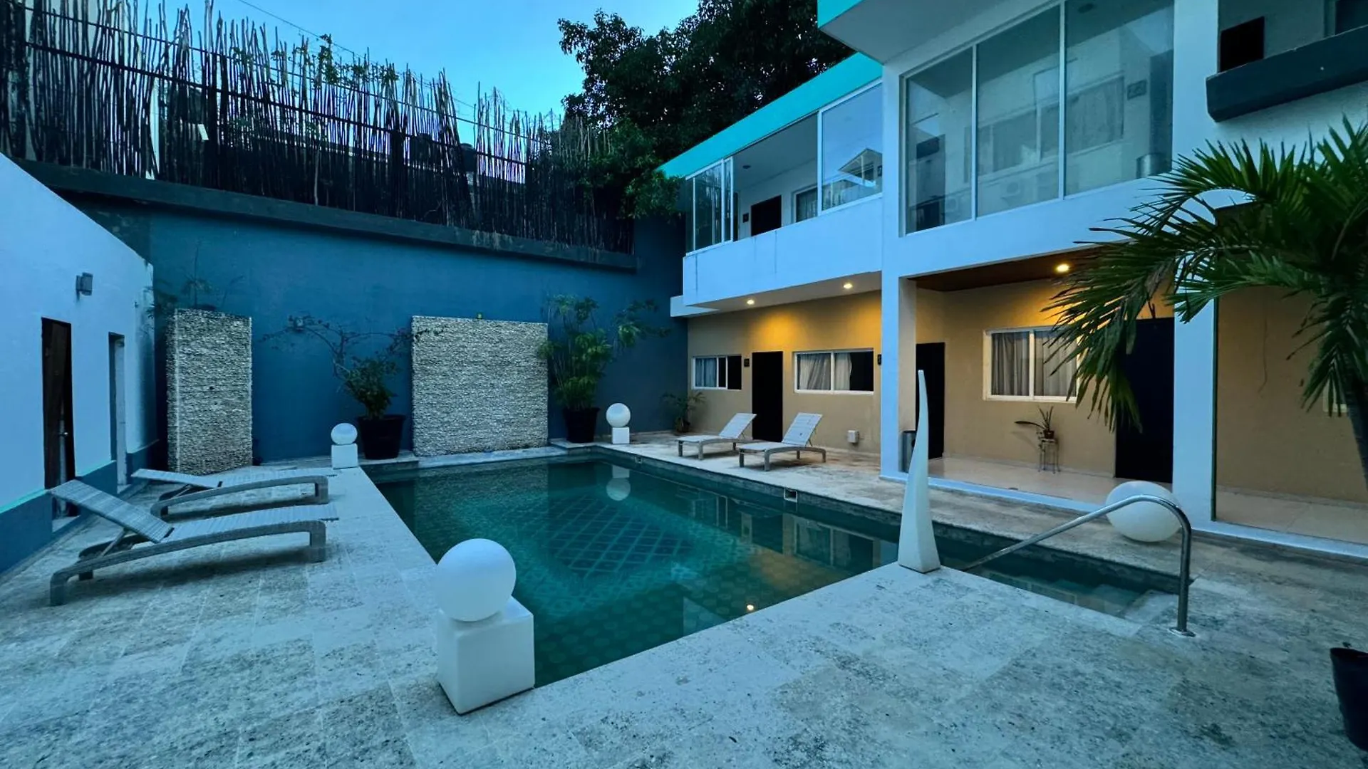 Marea Hostel Playa del Carmen Mexico